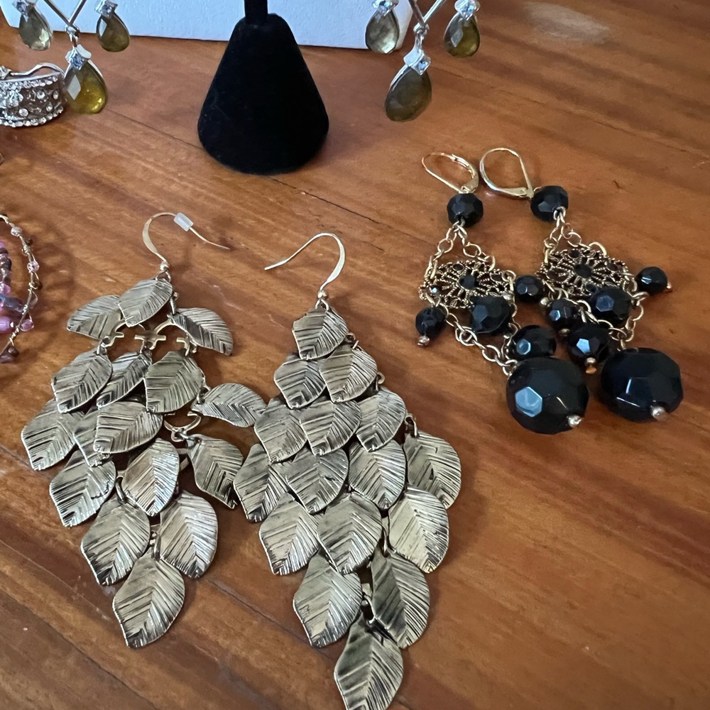 Lot Of Costume Jewelry- Earrings And Necklaces- 15 Pieces, Premier Designs Incl. - Picture 5 of 9